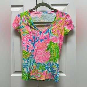 Lilly Pulitzer Michele V neck short sleeve top